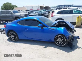 2017 Subaru BRZ Limited с VIN JF1ZCAC17H8602700, выставлен на аукционе IAAI как лот 42384452 с пробегом Не указан миль и . История ставок и продаж доступна на DreamBid. Изображение 14.