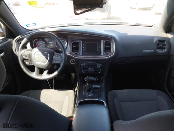 2017 Dodge Charger SE with VIN 2C3CDXBG6HH503726, listed as a IAAI auction lot 41663604 with 118,019 mi miles. Bid and sale history available at carsss.com. Image 5.
