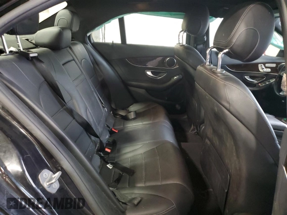 2018 Mercedes-Benz C 300 z VIN WDDWF4KB0JR404899, wystawiony jako Copart lot #57587555 z przebiegiem 89 790 mil mil oraz Szkoda całkowita • Salvage title. Historia ofert i sprzedaży dostępna na DreamBid. Obrazek 10.
