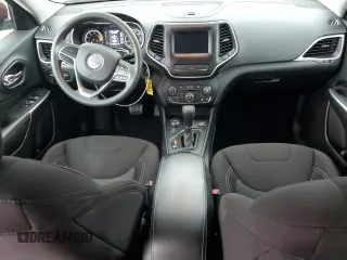 2019 Jeep Cherokee Latitude with VIN 1C4PJMCB3KD210488, listed as a Copart auction lot 59630925 with 151,312 mi miles and Salvage title. Bid and sale history available at DreamBid. Image 8.