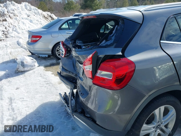 2019 Mercedes-Benz GLA 250 z VIN WDCTG4GB8KJ536371, wystawiony jako IAAI lot #41652636 z przebiegiem 98 314 mil mil oraz . Historia ofert i sprzedaży dostępna na DreamBid. Obrazek 6.