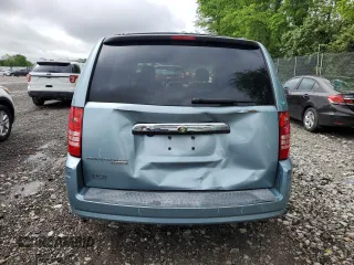 2008 Chrysler Town & Country Touring with VIN 2A8HR54P38R803439, listed as a Copart auction lot 56575505 with 130,186 mi miles and Salvage title. Bid and sale history available at DreamBid. Image 6.