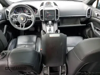 2017 Porsche Cayenne с VIN WP1AA2A27HKA83499, выставлен на аукционе Copart как лот 52364025 с пробегом 101 905 миль миль и Списание • Salvage title. История ставок и продаж доступна на DreamBid. Изображение 8.