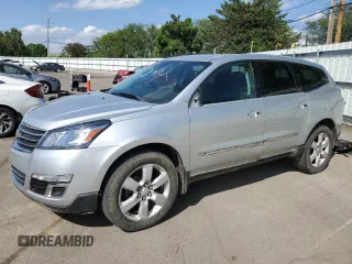 2016 Chevrolet Traverse LT z VIN 1GNKRGKD5GJ336391, wystawiony jako Copart lot #56931485 z przebiegiem 122 789 mil mil oraz Szkoda całkowita • Salvage title. Historia ofert i sprzedaży dostępna na DreamBid. Obrazek 1.