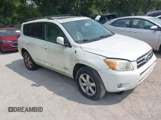 2007 Toyota RAV4 Limited z VIN JTMBK31V975026740, wystawiony jako IAAI lot #42876467 z przebiegiem 223 933 mil mil oraz . Historia ofert i sprzedaży dostępna na DreamBid. Obrazek 1.