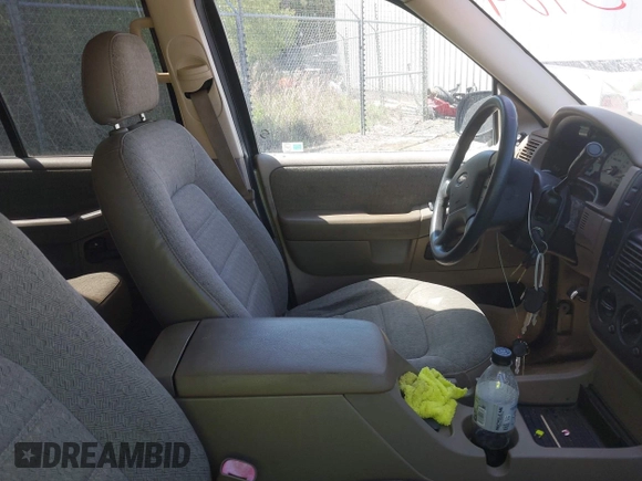 2003 Ford Explorer XLS z VIN 1FMZU62K73UB53223, wystawiony jako IAAI lot #42042733 z przebiegiem 127 405 mil mil oraz . Historia ofert i sprzedaży dostępna na DreamBid. Obrazek 5.