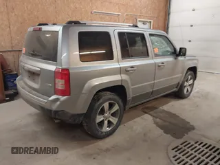 2017 Jeep Patriot High Altitude with VIN 1C4NJRFB6HD162543, listed as a IAAI auction lot 41439921 with 106,152 mi miles. Bid and sale history available at carsss.com. Image 4.