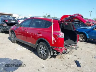2017 Toyota RAV4 LE z VIN JTMZFREV8HJ118589, wystawiony jako IAAI lot #41975906 z przebiegiem 77 934 mil mil oraz . Historia ofert i sprzedaży dostępna na DreamBid. Obrazek 3.