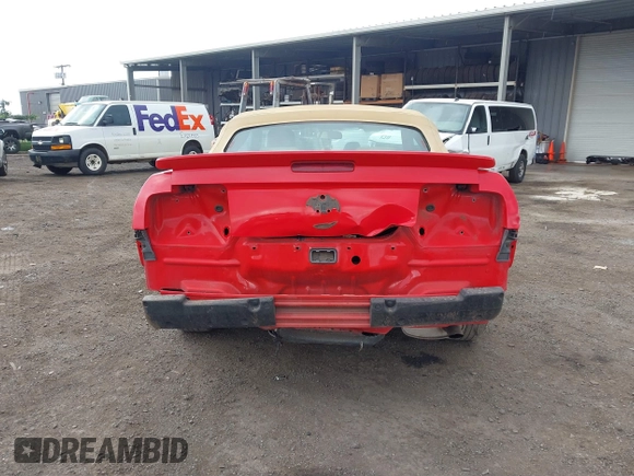 2009 Ford Mustang with VIN 1ZVHT84N295118580, listed as a IAAI auction lot 41378847 with 95,813 mi miles and . Bid and sale history available at DreamBid. Image 6.