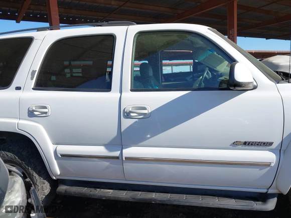2003 Chevrolet Tahoe Z71 with VIN 1GNEK13T13R126290, listed as a IAAI auction lot 41349731 with 1 mi miles. Bid and sale history available at carsss.com. Image 12.