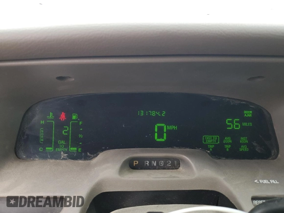 1999 Mercury Grand Marquis LS с VIN 2MEFM75W6XX619412, выставлен на аукционе Copart как лот 51939515 с пробегом 131 784 миль миль и Списание • Salvage title. История ставок и продаж доступна на DreamBid. Изображение 9.