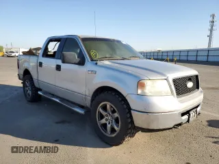 2006 Ford F-150 XLT with VIN 1FTRW14W66KB71021, listed as a Copart auction lot 62283652 with 214,973 mi miles and Salvage Title. Bid and sale history available at carsss.com. Image 1.