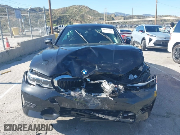 2021 BMW 3 Series 330i с VIN 3MW5R1J08M8B59664, выставлен на аукционе IAAI как лот 41985489 с пробегом 30 514 миль миль и . История ставок и продаж доступна на DreamBid. Изображение 12.
