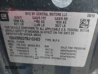 2011 GMC Acadia SLT1 with VIN 1GKKRRED7BJ152423, listed as a IAAI auction lot 42157733 with 265,765 mi miles. Bid and sale history available at carsss.com. Image 9.