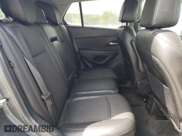 2020 Chevrolet Trax LT with VIN 3GNCJPSB1LL142227, listed as a Copart auction lot 50274935 with 32,695 mi miles and Salvage Title. Bid and sale history available at carsss.com. Image 11.
