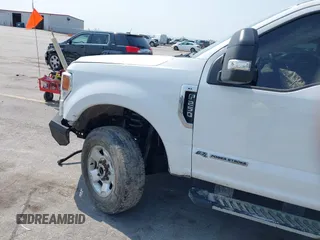 2020 Ford F-250 XL z VIN 1FT7W2BTXLED61937, wystawiony jako IAAI lot #42377818 z przebiegiem Nie podano mil oraz . Historia ofert i sprzedaży dostępna na DreamBid. Obrazek 20.