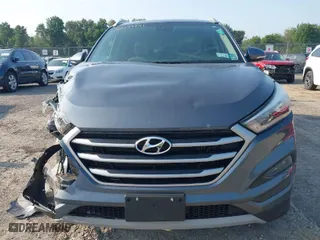 2017 Hyundai Tucson Limited with VIN KM8J3CA26HU343120, listed as a IAAI auction lot 40099821 with 123,084 mi miles. Bid and sale history available at carsss.com. Image 13.