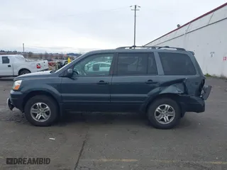 2004 Honda Pilot EX with VIN 2HKYF18444H583826, listed as a IAAI auction lot 41812601 with 196,846 mi miles. Bid and sale history available at carsss.com. Image 14.