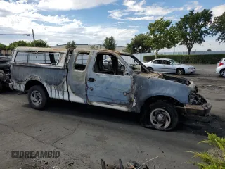 2000 Ford F-150 XL with VIN 1FTRX17W8YNB80202, listed as a Copart auction lot 60731674 with 0 mi miles and Non Repairable. Bid and sale history available at carsss.com. Image 4.