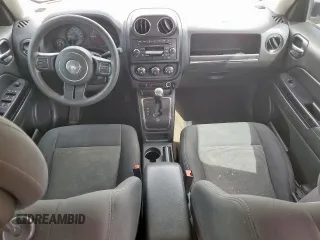 2014 Jeep Patriot Sport z VIN 1C4NJPBB2ED632251, wystawiony jako Copart lot #60115685 z przebiegiem 192 268 mil mil oraz Szkoda całkowita • Salvage title. Historia ofert i sprzedaży dostępna na DreamBid. Obrazek 8.