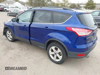 2013 Ford Escape SE z VIN 1FMCU9GX5DUD35239, wystawiony jako IAAI lot #41677245 z przebiegiem Nie podano mil oraz . Historia ofert i sprzedaży dostępna na DreamBid. Obrazek 3.