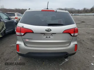 2015 Kia Sorento LX with VIN 5XYKTCA69FG562972, listed as a Copart auction lot 53233305 with 145,573 mi miles and Clean Title. Bid and sale history available at carsss.com. Image 6.