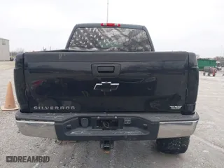 2010 Chevrolet Silverado 1500 LT with VIN 3GCRKSE34AG167328, listed as a IAAI auction lot 41371437 with 101,977 mi miles. Bid and sale history available at carsss.com. Image 16.