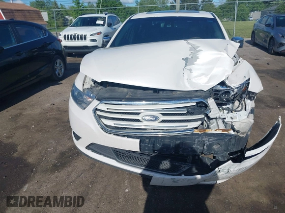 2017 Ford Taurus Limited z VIN 1FAHP2J85HG115863, wystawiony jako IAAI lot #42336857 z przebiegiem 152 890 mil mil oraz . Historia ofert i sprzedaży dostępna na DreamBid. Obrazek 6.