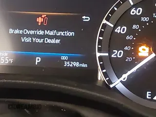 2023 Toyota Highlander L z VIN 5TDKDRBH3PS509530, wystawiony jako IAAI lot #41966557 z przebiegiem 35 298 mil mil oraz . Historia ofert i sprzedaży dostępna na DreamBid. Obrazek 16.