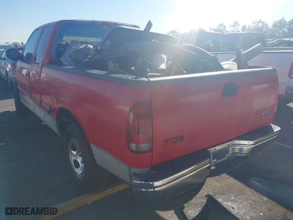 1997 Ford F-150 Standard with VIN 2FTDX1726VCA66191, listed as a IAAI auction lot 41261013 with 209,168 mi miles. Bid and sale history available at carsss.com. Image 3.