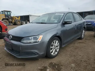 2011 Volkswagen Jetta SE with VIN 3VWDZ7AJ1BM348118, listed as a Copart auction lot 45446685 with 121,414 mi miles and Salvage title. Bid and sale history available at DreamBid. Image 1.
