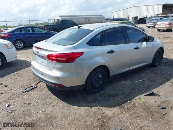 2016 Ford Focus S with VIN 1FADP3E25GL302195, listed as a IAAI auction lot 41963014 with 170,210 mi miles. Bid and sale history available at carsss.com. Image 4.