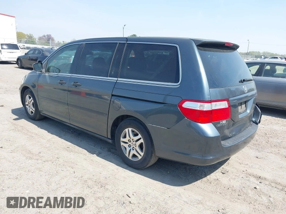 2006 Honda Odyssey LX with VIN 5FNRL38276B074855, listed as a IAAI auction lot 41914975 with 245,881 mi miles. Bid and sale history available at carsss.com. Image 3.