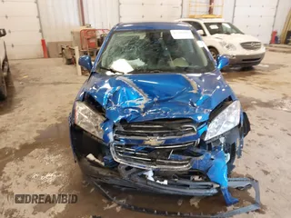 2015 Chevrolet Trax LS with VIN KL7CJKSB6FB178140, listed as a IAAI auction lot 41580006 with 52,014 mi miles. Bid and sale history available at carsss.com. Image 6.