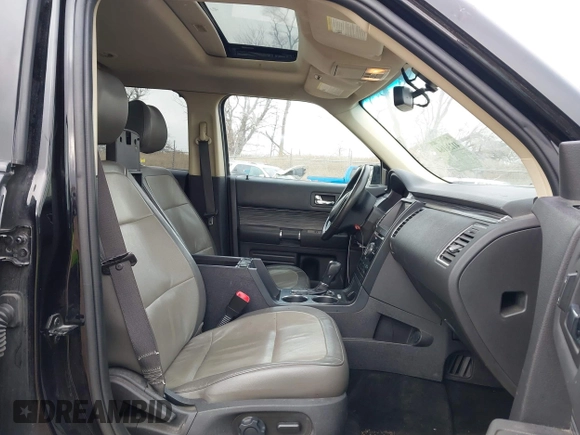 2017 Ford Flex Limited with VIN 2FMHK6D85HBA02266, listed as a IAAI auction lot 41236164 with 165,604 mi miles. Bid and sale history available at carsss.com. Image 5.