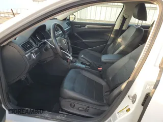 2016 Volkswagen Passat SE с VIN 1VWBT7A37GC020690, выставлен на аукционе Copart как лот 65091314 с пробегом 89 027 миль миль и Списание • Salvage title. История ставок и продаж доступна на DreamBid. Изображение 7.