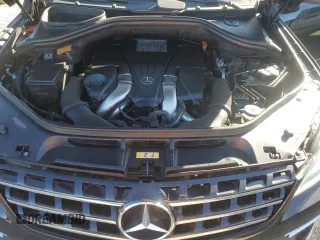 2013 Mercedes-Benz M 550 z VIN 4JGDA7DB5DA123047, wystawiony jako Copart lot #47560495 z przebiegiem 147 985 mil mil oraz Czysty tytuł • Clean title. Historia ofert i sprzedaży dostępna na DreamBid. Obrazek 12.