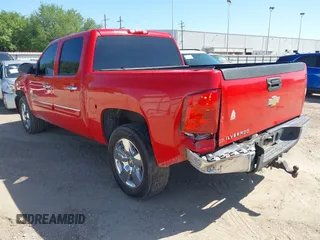 2011 Chevrolet Silverado 1500 LT with VIN 3GCPCSE02BG351470, listed as a IAAI auction lot 41899663 with 293,511 mi miles and . Bid and sale history available at DreamBid. Image 3.