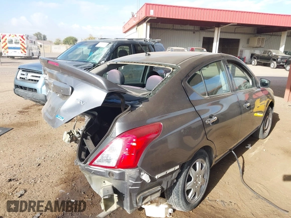 2016 Nissan Versa SV with VIN 3N1CN7AP3GL871543, listed as a IAAI auction lot 41425414 with Not Provided miles. Bid and sale history available at carsss.com. Image 4.