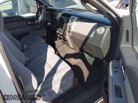 2014 Ford F-150 XL with VIN 1FTFX1CT4EFA32245, listed as a IAAI auction lot 41653333 with 179,197 mi miles. Bid and sale history available at carsss.com. Image 5.