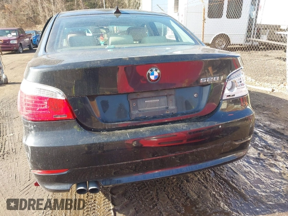 2010 BMW 5 Series 528i xDrive with VIN WBANV1C55AC157881, listed as a IAAI auction lot 41444108 with 127,413 mi miles and . Bid and sale history available at carsss.com. Image 16.