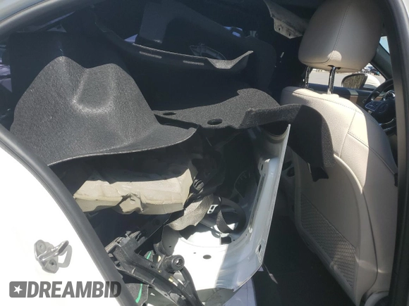 2022 Mercedes-Benz A 220 with VIN W1K3G4FB0NJ362944, listed as a Copart auction lot 49607325 with 5,519 mi miles and Salvage Title. Bid and sale history available at DreamBid. Image 10.