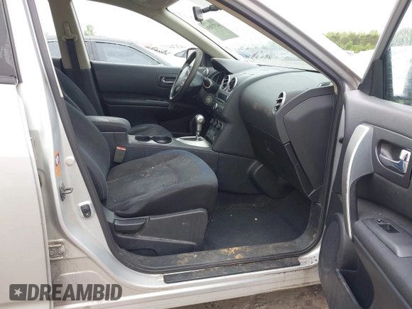 2009 Nissan Rogue SL with VIN JN8AS58T69W057991, listed as a IAAI auction lot 41973858 with 218,632 mi miles and . Bid and sale history available at DreamBid. Image 5.