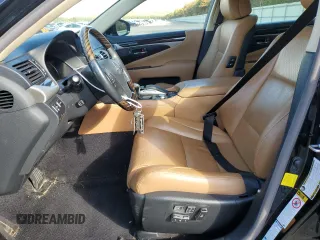 2016 Lexus LS 460 z VIN JTHCL5EF4G5027230, wystawiony jako Copart lot #73202794 z przebiegiem 69 110 mil mil oraz Szkoda całkowita • Salvage title. Historia ofert i sprzedaży dostępna na DreamBid. Obrazek 7.