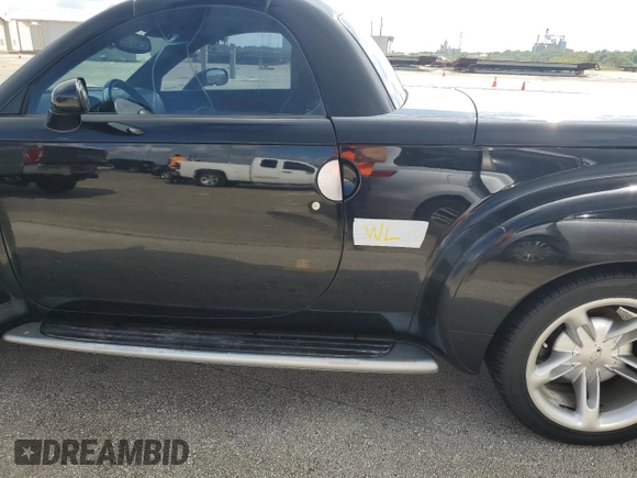2003 Chevrolet SSR LS z VIN 1GCES14P73B101557, wystawiony jako Copart lot #73679984 z przebiegiem 107 554 mil mil oraz Szkoda całkowita • Salvage title. Historia ofert i sprzedaży dostępna na DreamBid. Obrazek 12.