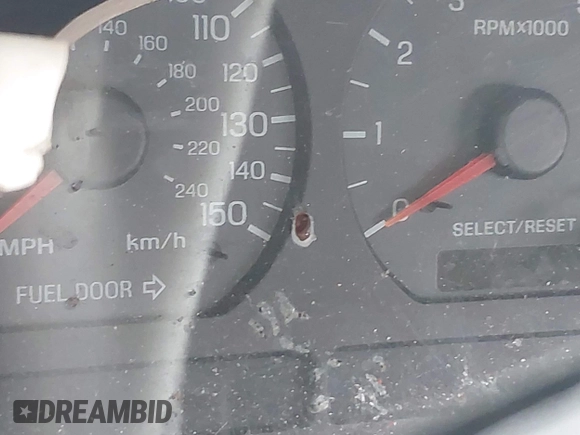 2002 Ford Mustang GT Deluxe с VIN 1FAFP42X02F106803, выставлен на аукционе IAAI как лот 42293024 с пробегом Не указан миль и . История ставок и продаж доступна на DreamBid. Изображение 15.