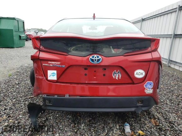 2017 Toyota Prius Plus with VIN JTDKARFP6H3035781, listed as a Copart auction lot 61357615 with 84,073 mi miles and Salvage title. Bid and sale history available at DreamBid. Image 6.