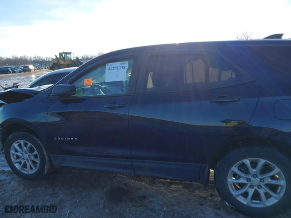 2020 Chevrolet Equinox LS with VIN 3GNAXSEV5LS653413, listed as a IAAI auction lot 41271338 with 37,803 mi miles. Bid and sale history available at carsss.com. Image 13.
