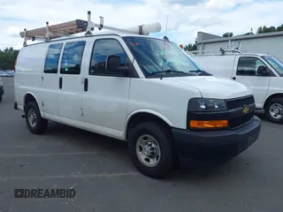 2020 Chevrolet Express Cargo with VIN 1GCWGAFP8L1275209, listed as a IAAI auction lot 42763199 with 133,079 mi miles and . Bid and sale history available at DreamBid. Image 1.