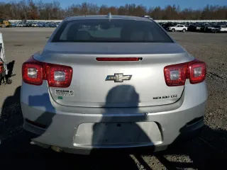 2016 Chevrolet Malibu Limited LTZ with VIN 1G11E5SAXGF103614, listed as a Copart auction lot 81082074 with 317,285 mi miles and Clean Title. Bid and sale history available at carsss.com. Image 6.